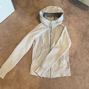 Heather gray lululemon full zip scuba hoodie
